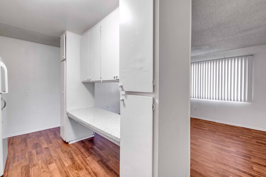 More Photos Of 3943 N H St, San Bernardino Apartments For Sale
