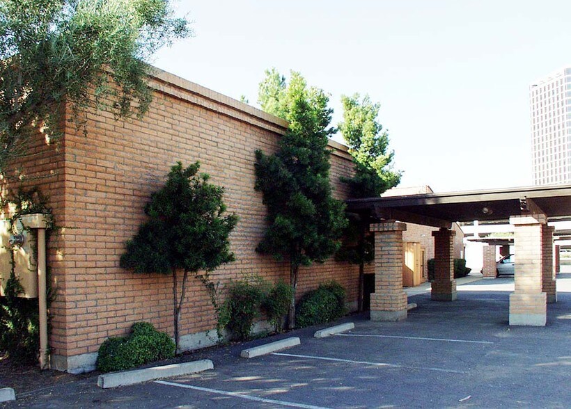 More Photos Of 120 E Monterey Way, Phoenix Medical For Lease
