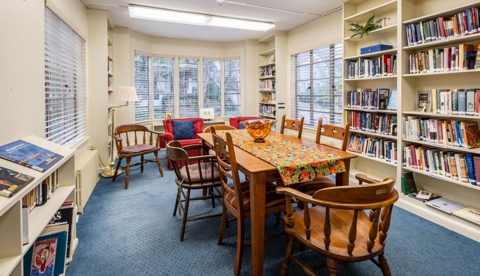 More Photos Of 114 20th Ave SE, Olympia Religious Facility For Sale