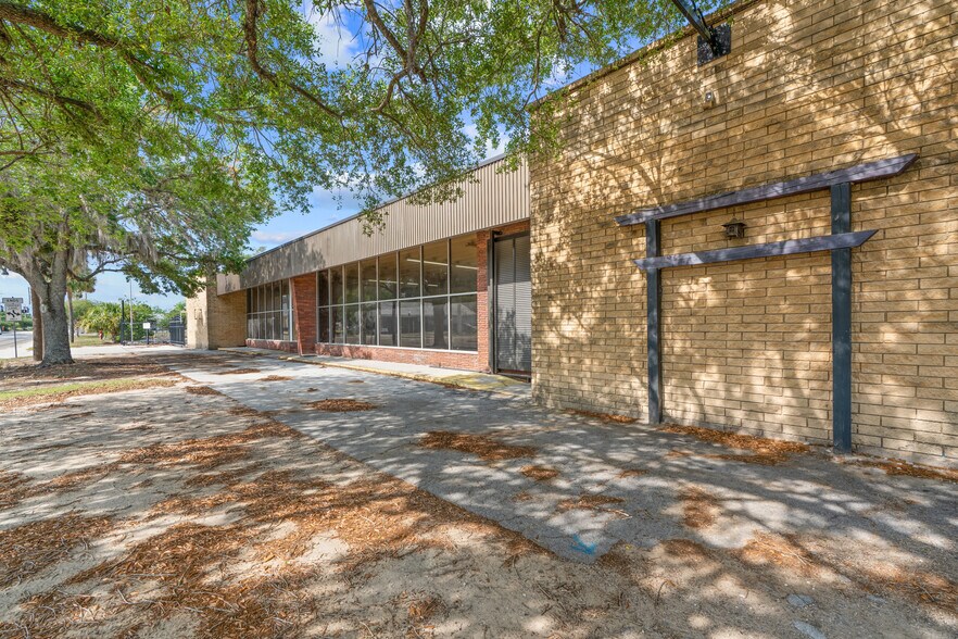 More Photos Of 1118 N Magnolia Ave, Ocala Warehouse For Sale
