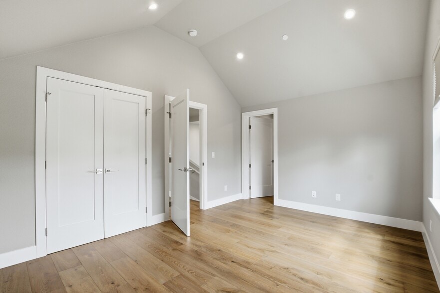 More Photos Of 47-49 Ursuline Rd, Santa Rosa Apartments For Sale