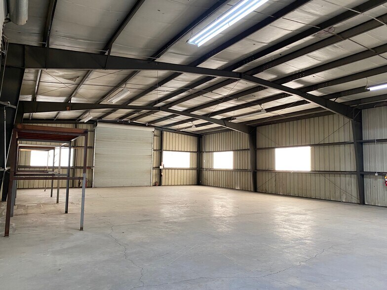 More Photos Of 2467 E Mariposa Rd, Stockton Warehouse For Lease