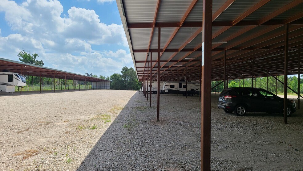 More Photos Of 26410 Hufsmith Conroe Rd, Magnolia Self Storage For Sale
