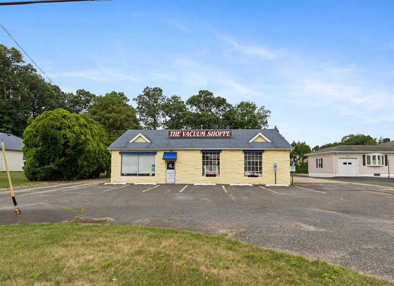Primary Photo Of 300 US Highway 9, Freehold Freestanding For Sale
