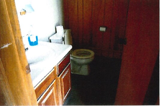 More Photos Of 100 Rhodes St, Centralia Manufacturing For Sale