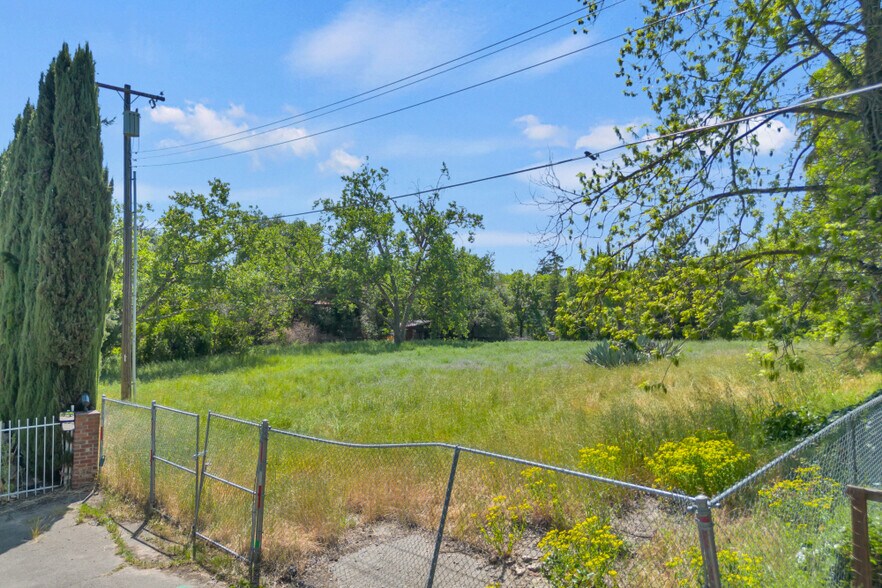 More Photos Of 8004 Archer Ave, Fair Oaks Land For Sale