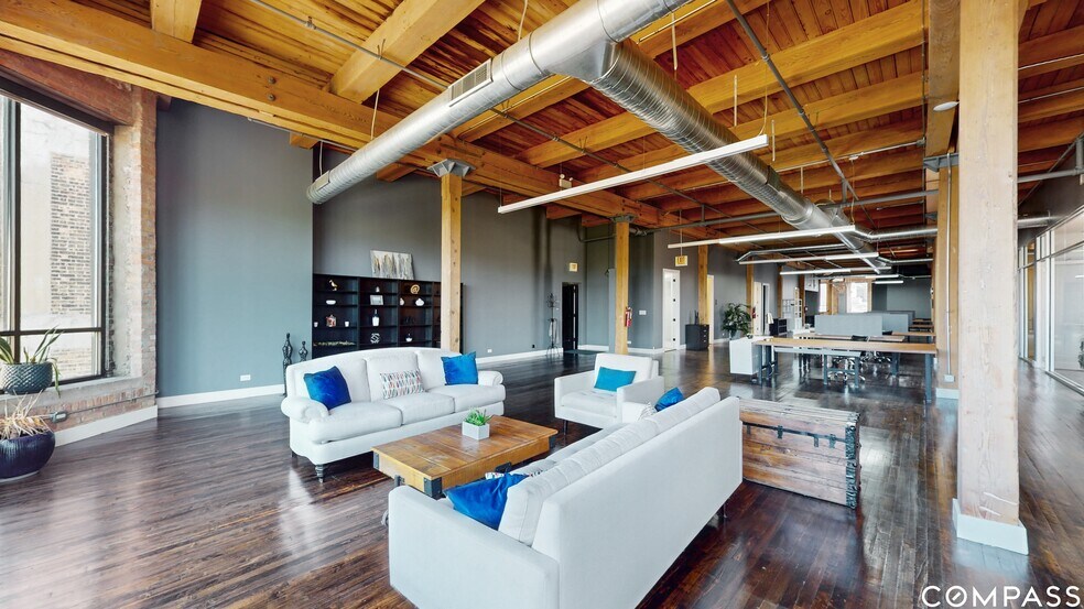 More Photos Of 2241 S Wabash Ave, Chicago Loft Creative Space For Sale