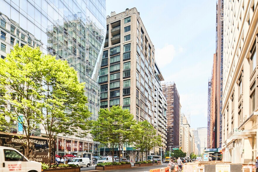 More Photos Of 432 Park Ave S, New York Office For Lease