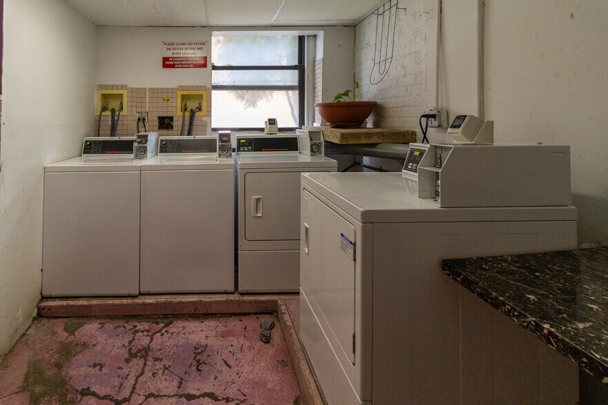 More Photos Of , Chicago Multifamily For Sale