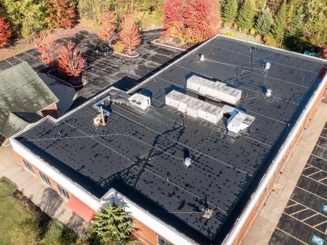 More Photos Of 10 Timberview Ln, Russell Medical For Sale