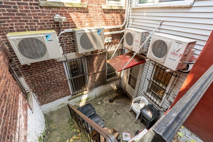 More Photos Of , Staten Island Unknown For Sale