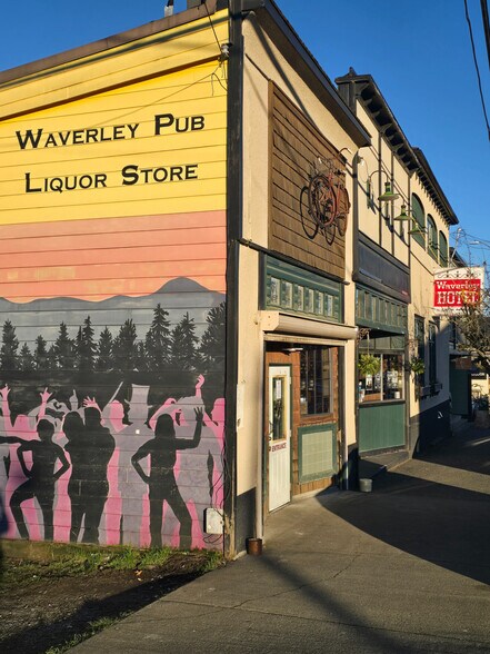 Primary Photo Of 2692 Dunsmuir Ave, Cumberland Storefront Retail Residential For Sale