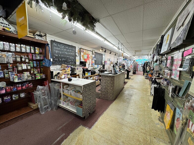 More Photos Of 416 Main St, Point Pleasant Storefront For Sale