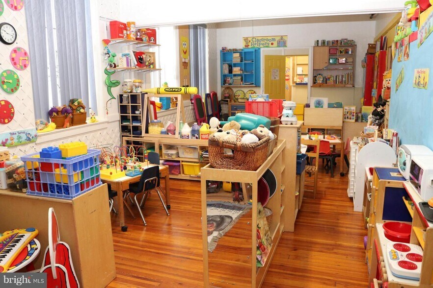 More Photos Of 101 W Mount Pleasant Ave, Philadelphia Daycare Center For Sale