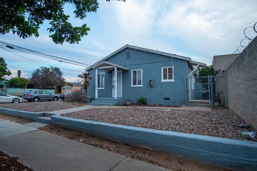 More Photos Of 1704-1712 B Ave, National City Apartments For Sale