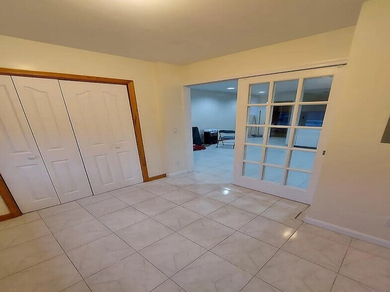 More Photos Of 472 Lake St, Brooklyn Land For Sale