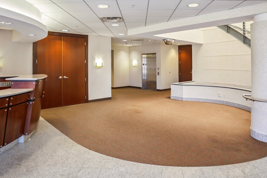 More Photos Of 6005 Fair Lakes Rd, East Syracuse Office For Sale