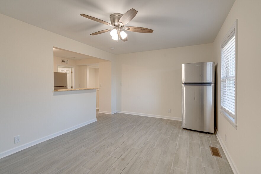 More Photos Of 501 Cedarmont Dr, Antioch Apartments For Sale