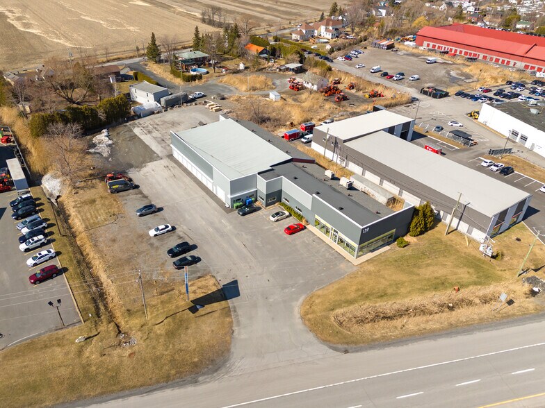 More Photos Of 139 Boul Sir-Wilfrid-Laurier, St-Basile-le-Grand Freestanding For Sale