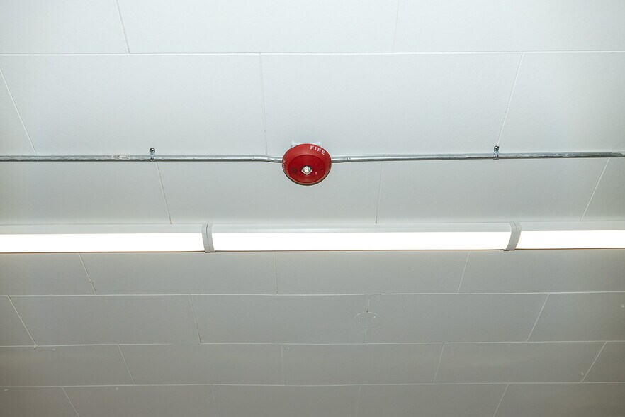 More Photos Of 115 N Main St, Lindsborg General Retail For Sale