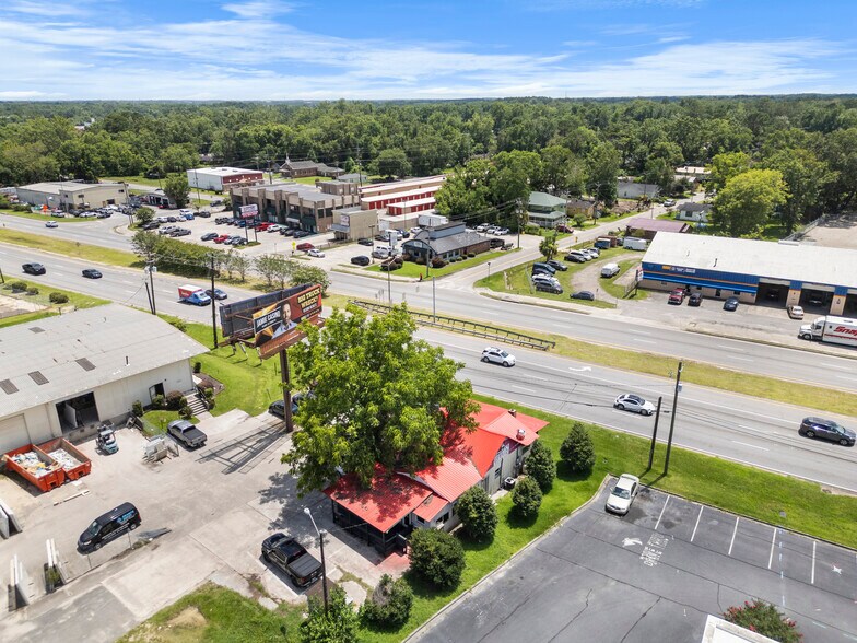 More Photos Of 4118 Augusta Rd, Savannah Freestanding For Sale