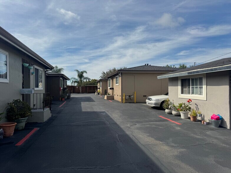 More Photos Of 19465 Meekland Ave, Cherryland Apartments For Sale