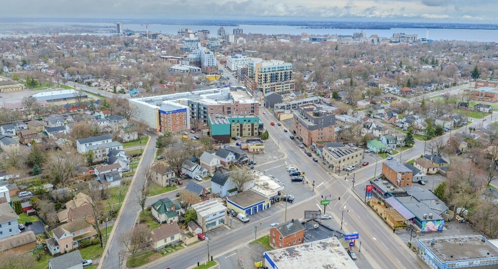 More Photos Of 471 Macdonnell St, Kingston Auto Repair For Sale