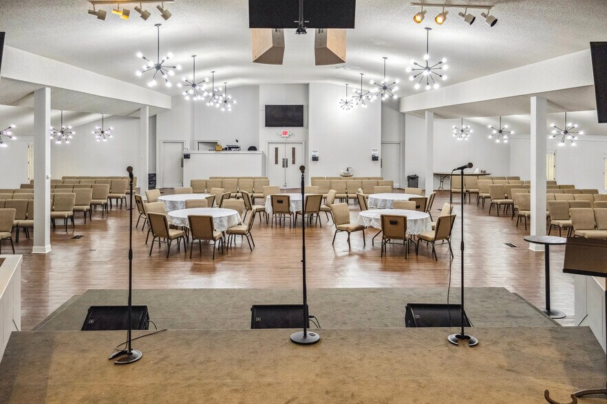 More Photos Of 4528 Rockbridge Rd, Stone Mountain Religious Facility For Sale