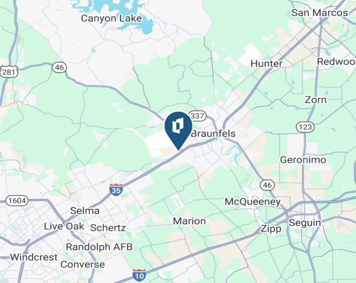 More Photos Of Commercial Circle, New Braunfels Distribution For Lease