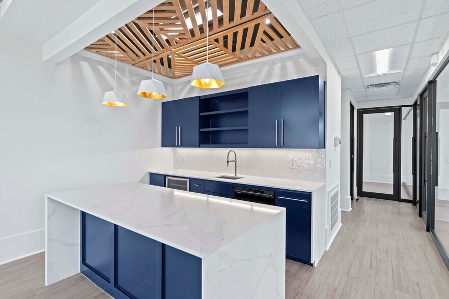 More Photos Of 8118 Fry Rd, Cypress Office For Lease