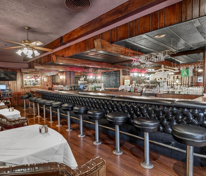 More Photos Of 3361 W 8th St, Los Angeles Restaurant For Sale