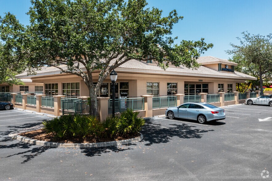 24860 S Tamiami Trl, Bonita Springs, FL 34134 Medical Office For