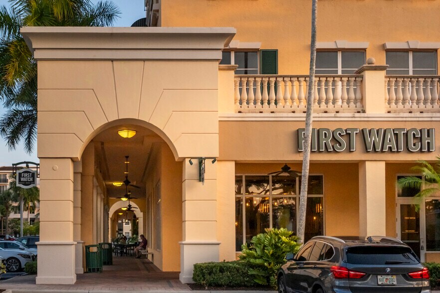 More Photos Of 1500 Gateway Blvd, Boynton Beach Office For Sale