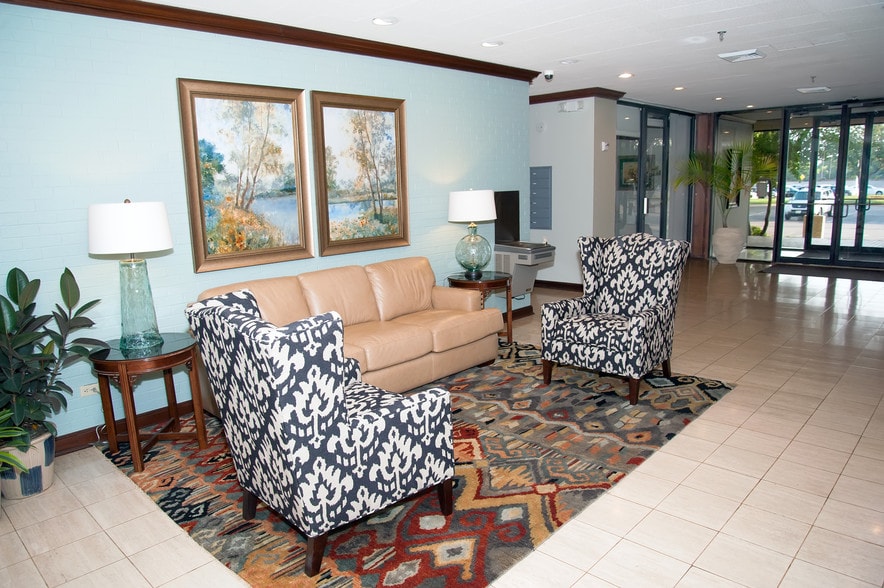 More Photos Of 1 Village Dr, Abilene Office For Lease