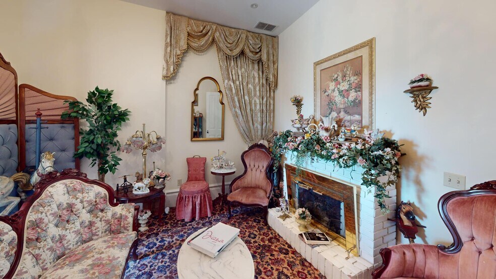 More Photos Of 195 State Route 151, Smithfield Hospitality For Sale