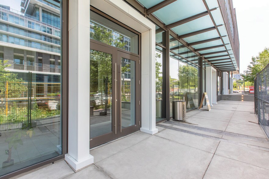 Primary Photo Of 99 Esther Shiner Blvd, Toronto Apartments For Lease