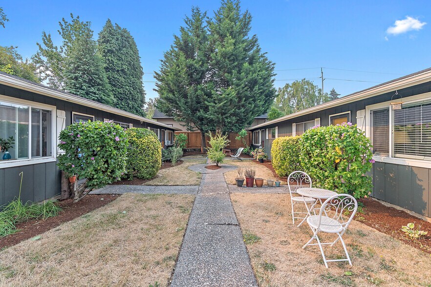 More Photos Of 816-818 SE Nehalem St, Portland Manufactured Housing Mobile Home Park For Sale