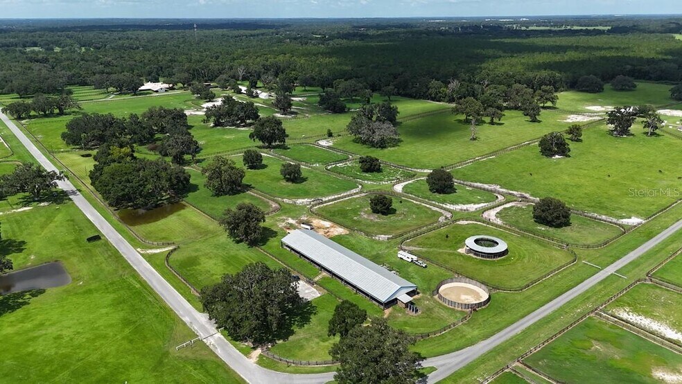 More Photos Of 12219 SW 26th St, Ocala Horse Stables For Sale