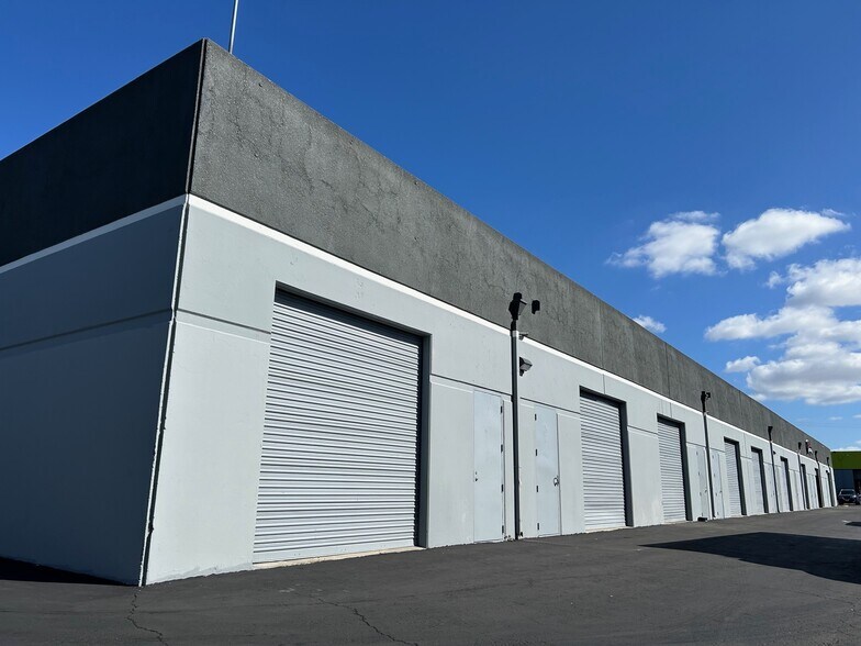 More Photos Of 651 Palomar St, Chula Vista Unknown For Lease