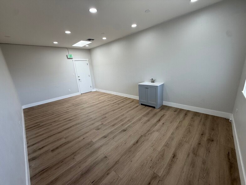 More Photos Of 3690 Grant Dr, Reno Office For Lease