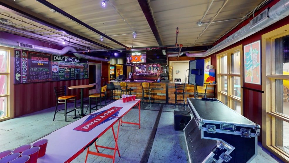 More Photos Of 18745 Redland Rd, San Antonio Restaurant For Sale