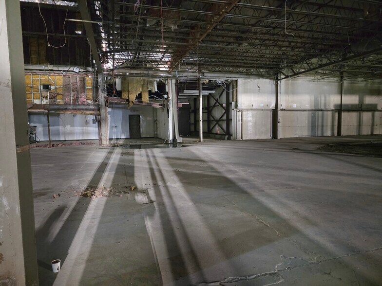 More Photos Of 1 Mechanic St, Hoosick Falls Manufacturing For Sale