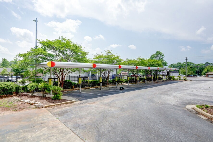 More Photos Of 954 N Pleasantburg Dr, Greenville Fast Food For Lease