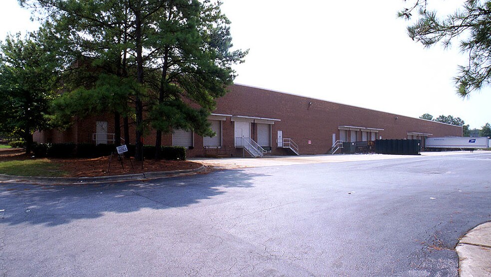 More Photos Of 5345 Fulton Industrial Blvd SW, Atlanta Warehouse For Lease