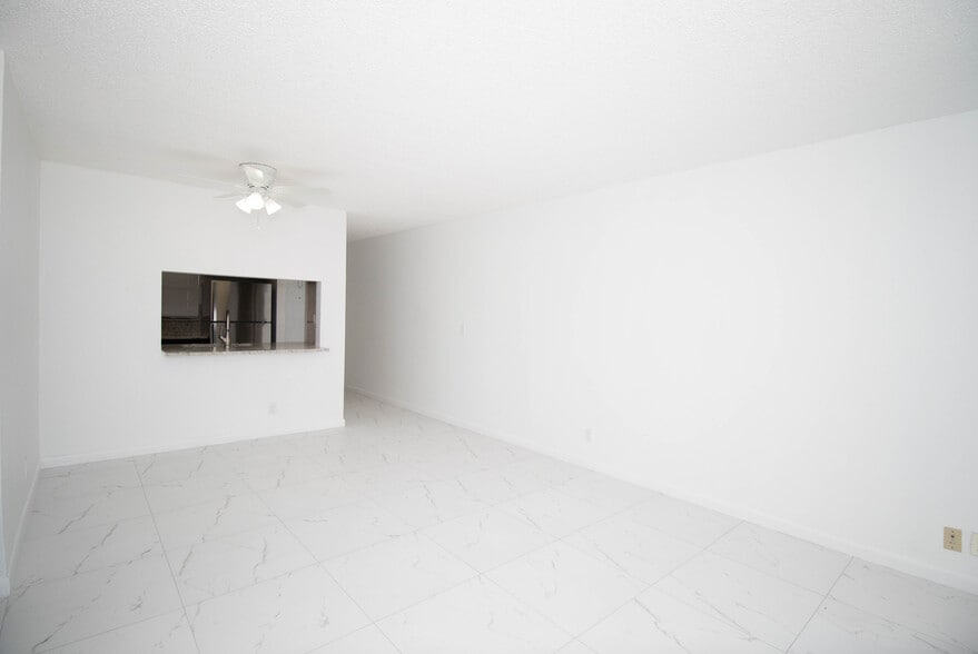 More Photos Of 11430-11442 NW 45th St, Coral Springs Apartments For Sale