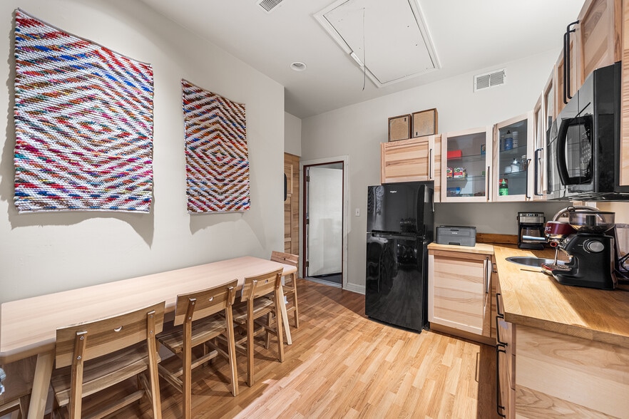 More Photos Of 1506-1514 E Wilt St, Philadelphia Auto Repair For Sale