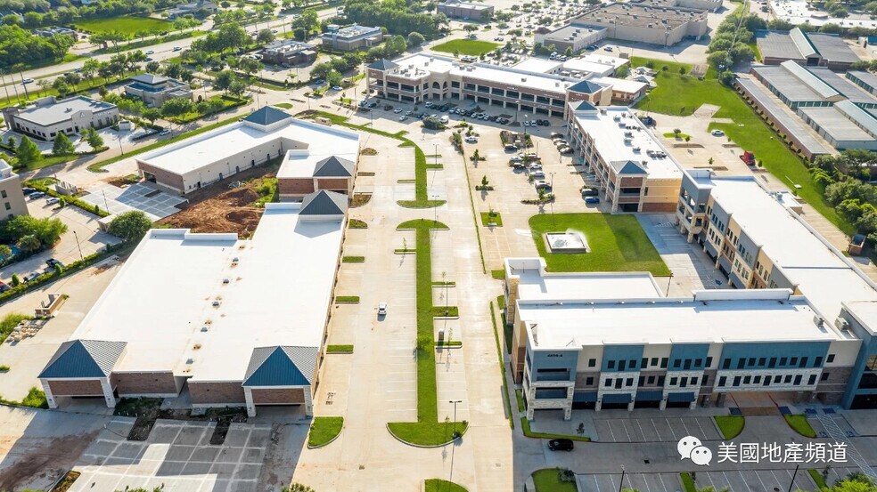 More Photos Of 4899 Highway 6, Missouri City Restaurant For Sale