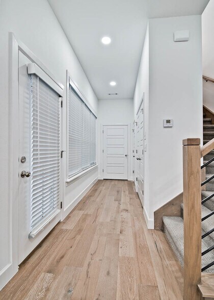 More Photos Of 502-510 W Persimmon St, Rogers Apartments For Sale