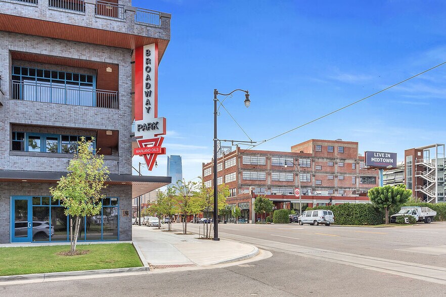 More Photos Of 1122 N Broadway Ave, Oklahoma City Office For Lease