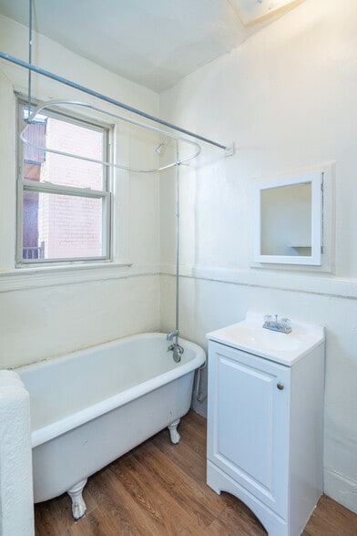 More Photos Of 1429 Columbia Rd NW, Washington Apartments For Sale